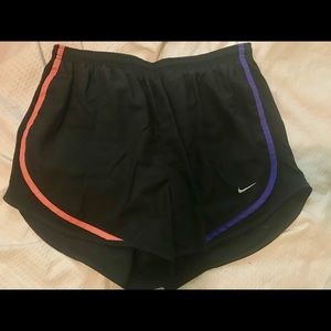*NEVER WORN* Nike Dry Tempo Core Running Shorts